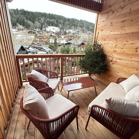 Chaleureux Duplex Aux Gets - Proche Des Pistes Et Des Commerces, 8 Couchages, Wifi, Parking Inclus - Fr-1-623-355 Les Gets