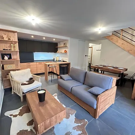 Chaleureux Duplex Aux Gets - Proche Des Pistes Et Des Commerces, 8 Couchages, Wifi, Parking Inclus - Fr-1-623-355 *